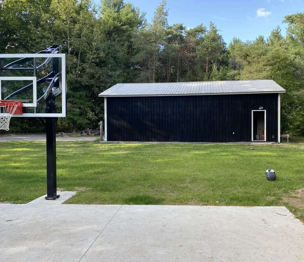 16381 Greenly Street Park Township MI 49424