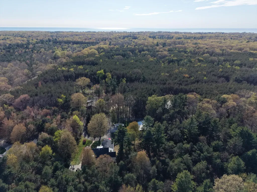16381 Greenly Street Park Township MI 49424