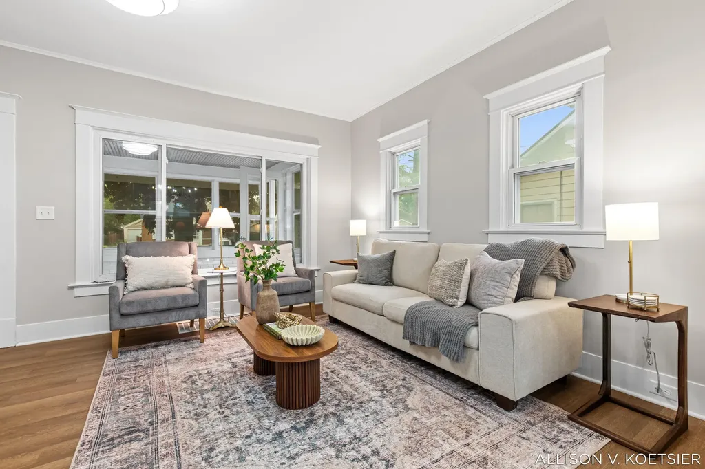 1624 Martindale Avenue SW Wyoming City MI 49509