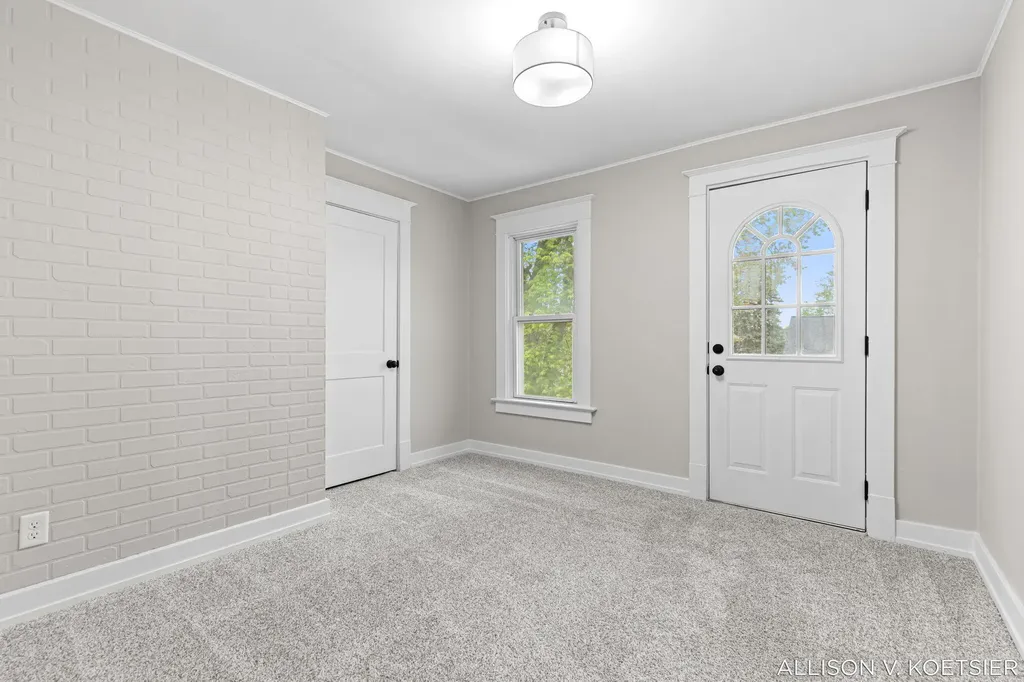 1624 Martindale Avenue SW Wyoming City MI 49509