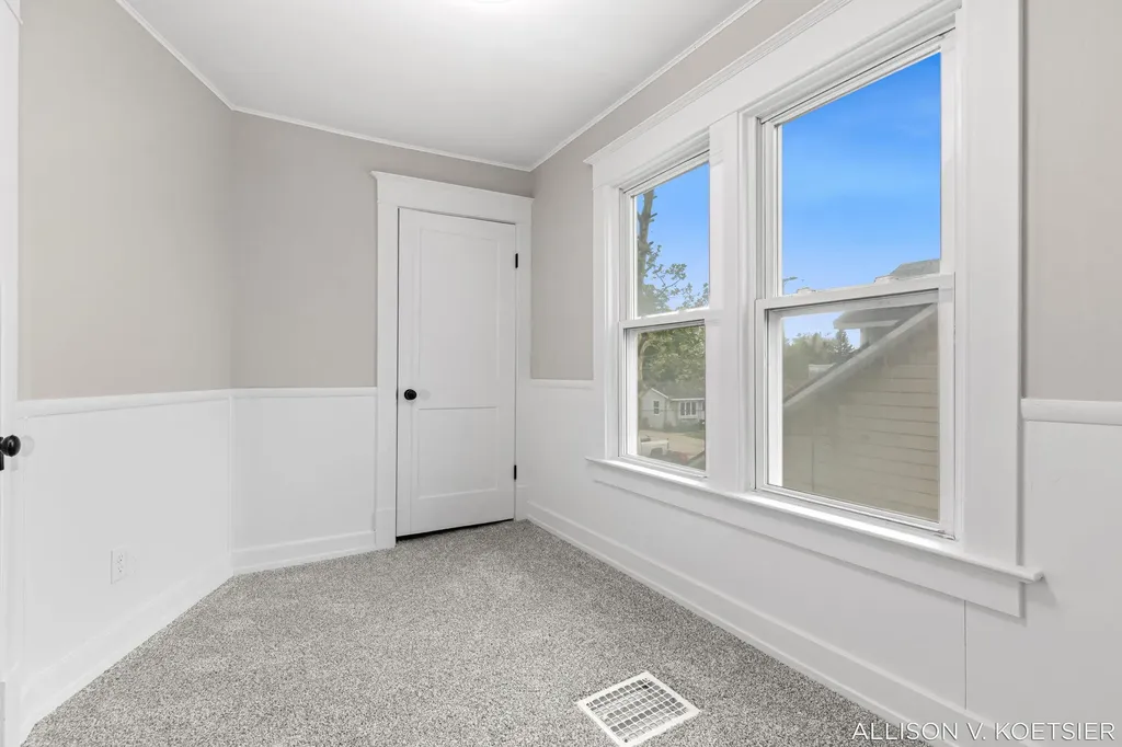 1624 Martindale Avenue SW Wyoming City MI 49509