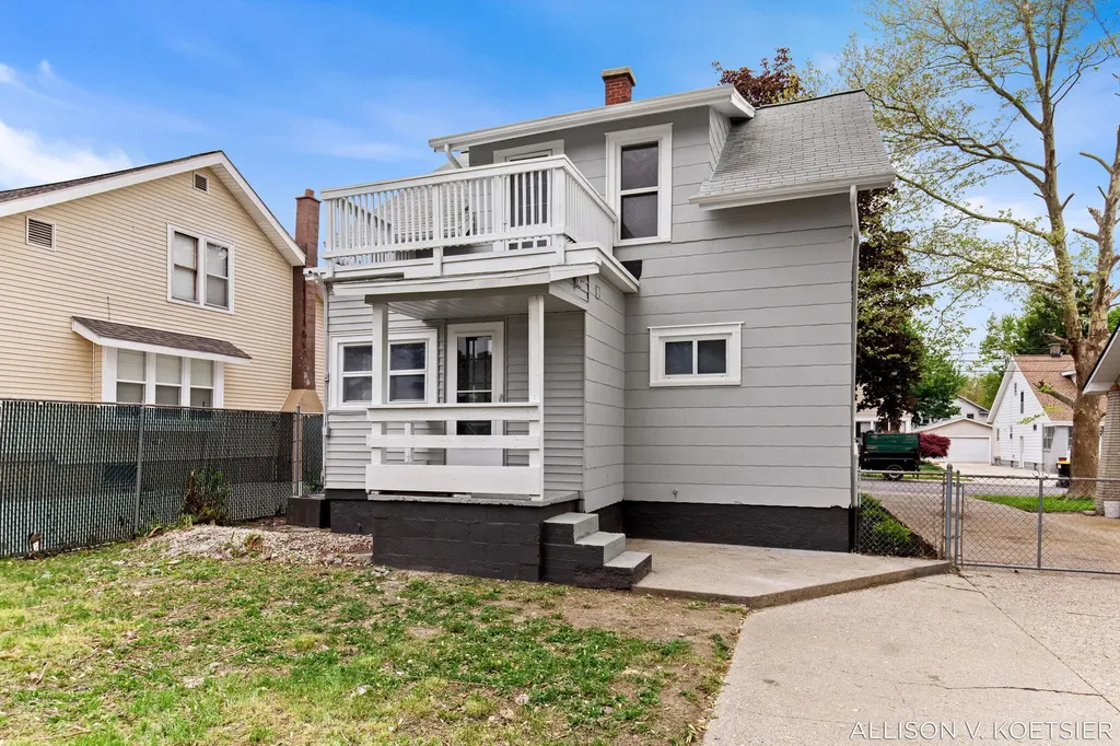 1624 Martindale Avenue SW Wyoming City MI 49509
