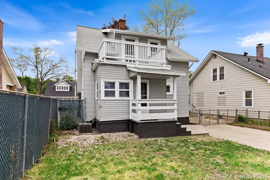 1624 Martindale Avenue SW Wyoming City MI 49509