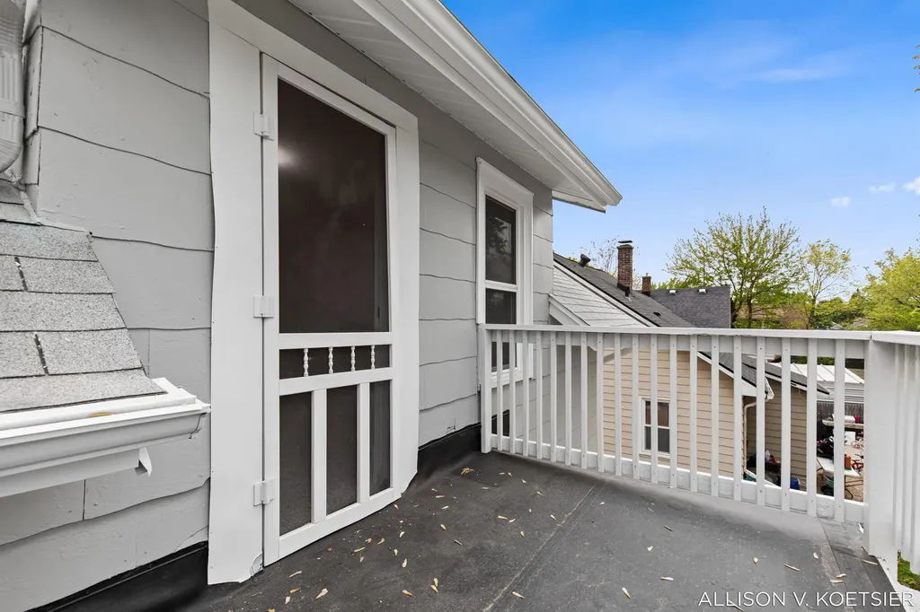 1624 Martindale Avenue SW Wyoming City MI 49509