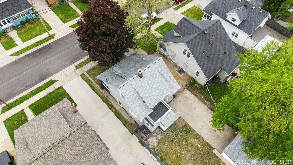 1624 Martindale Avenue SW Wyoming City MI 49509