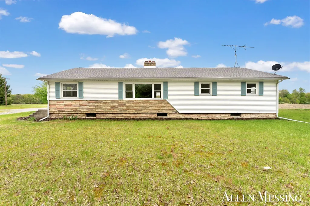 16753 S Fenmore Road Chapin Township MI 48807
