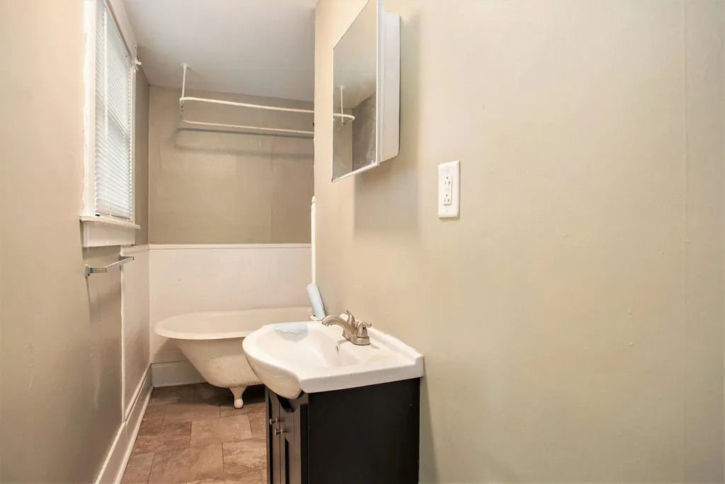 1120 12th Street NW Grand Rapids City MI 49504
