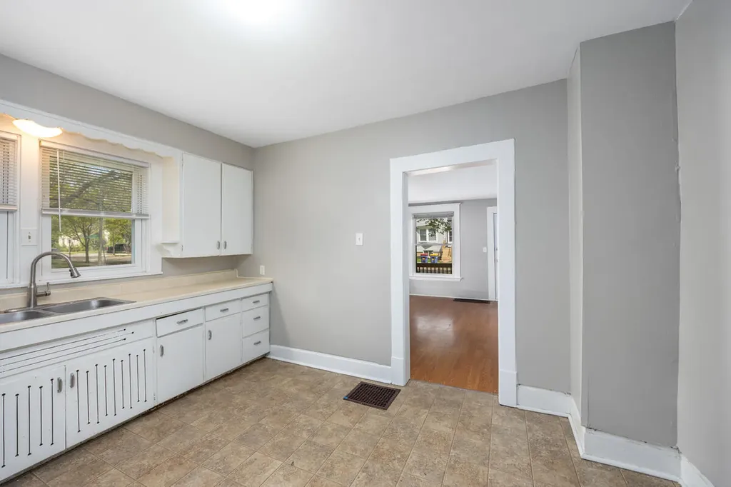 1120 12th Street NW Grand Rapids City MI 49504