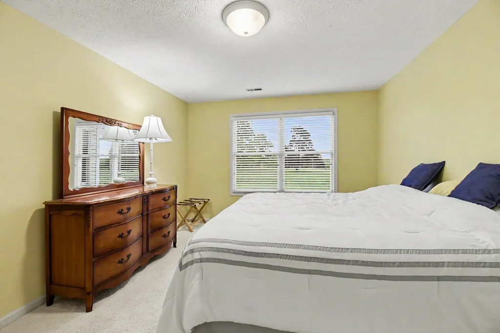 7844 Green Links Drive SE Caledonia Township MI 49316