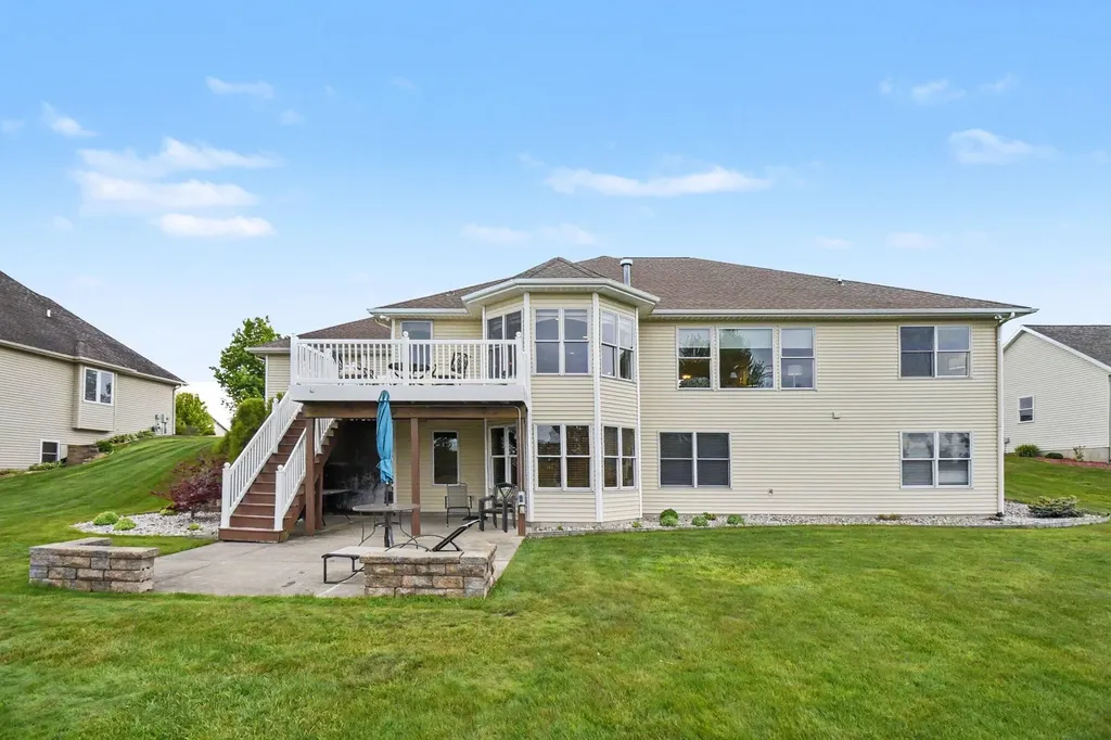 7844 Green Links Drive SE Caledonia Township MI 49316