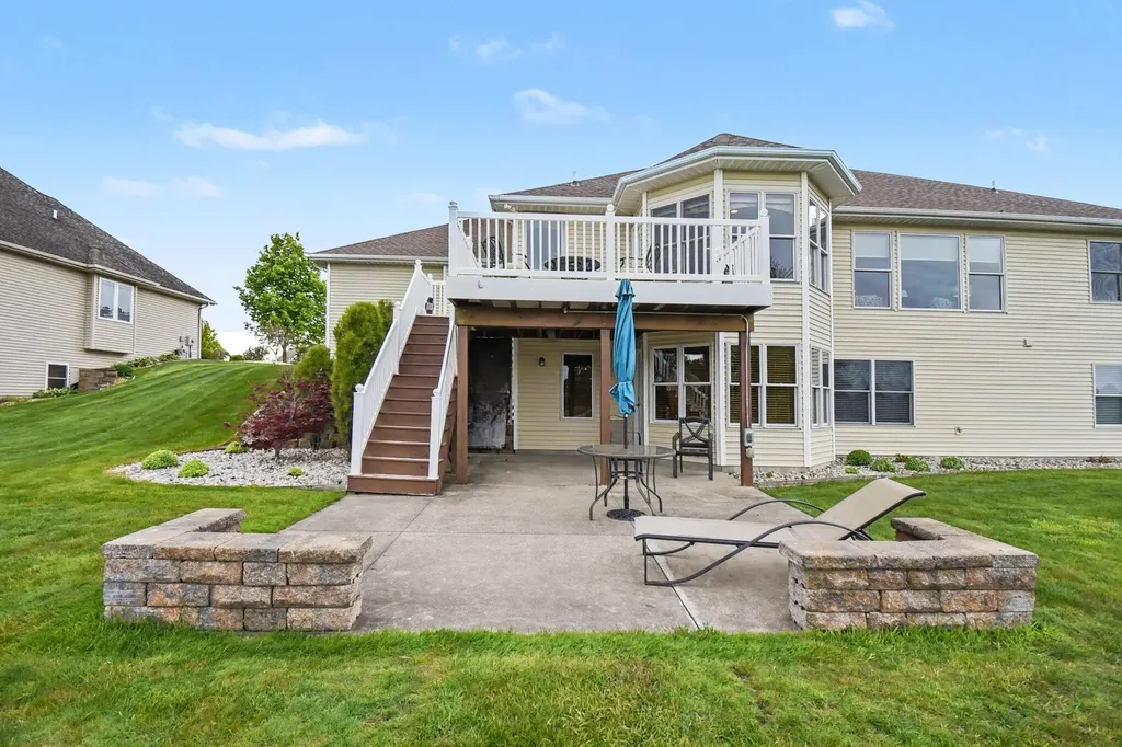 7844 Green Links Drive SE Caledonia Township MI 49316