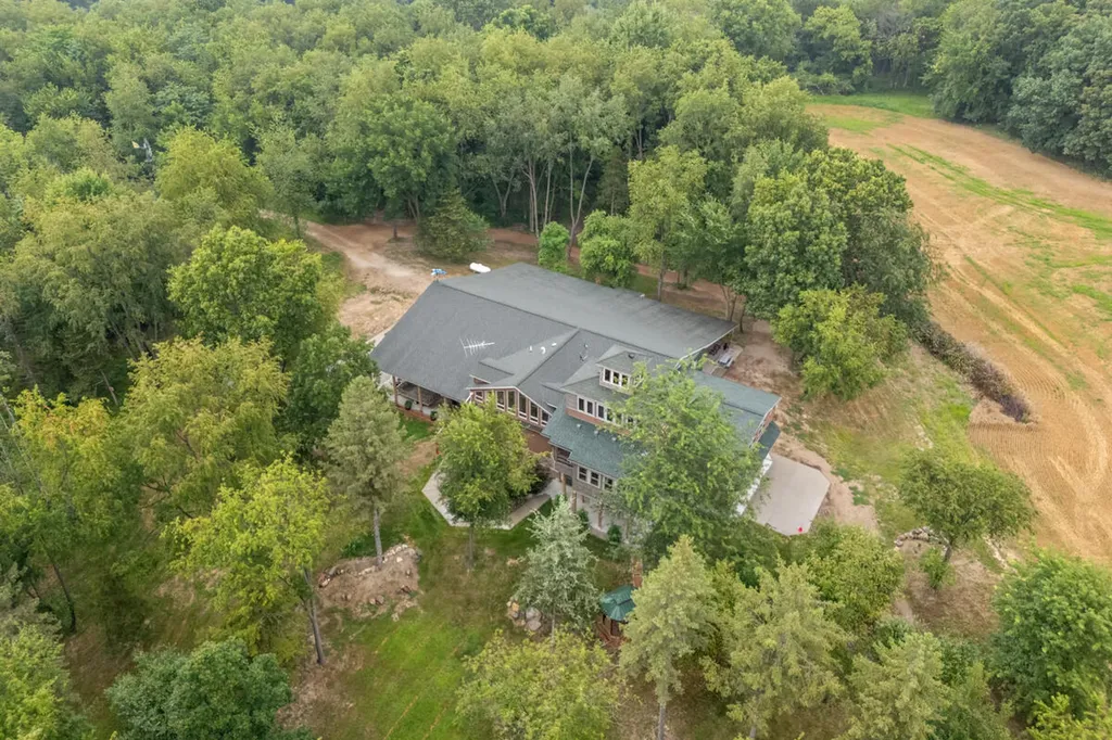 781 Hopkins Road Lyons Township MI 48851