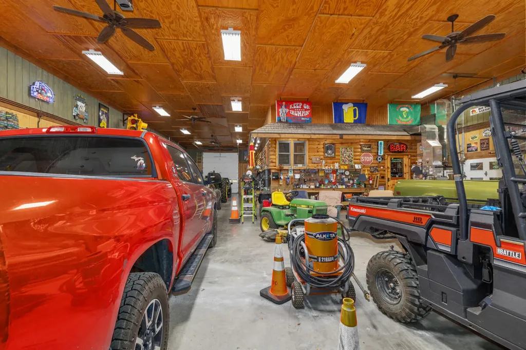 781 Hopkins Road Lyons Township MI 48851