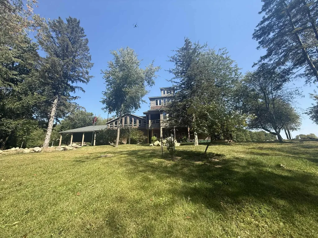 781 Hopkins Road Lyons Township MI 48851