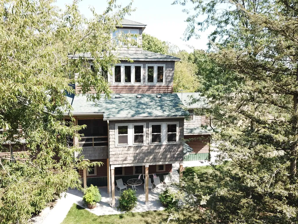 781 Hopkins Road Lyons Township MI 48851