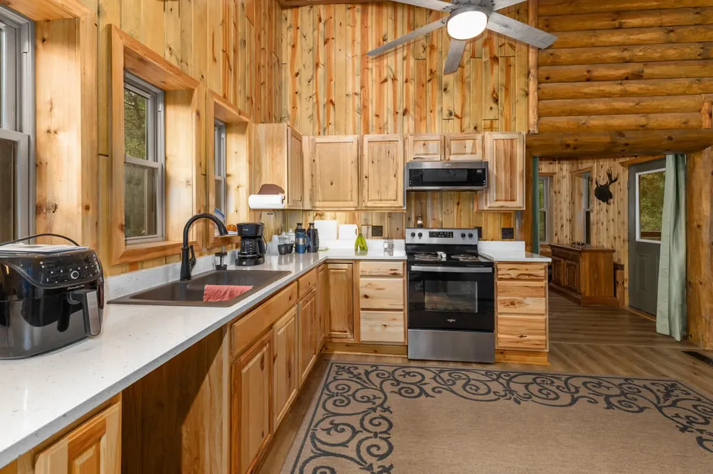 781 Hopkins Road Lyons Township MI 48851