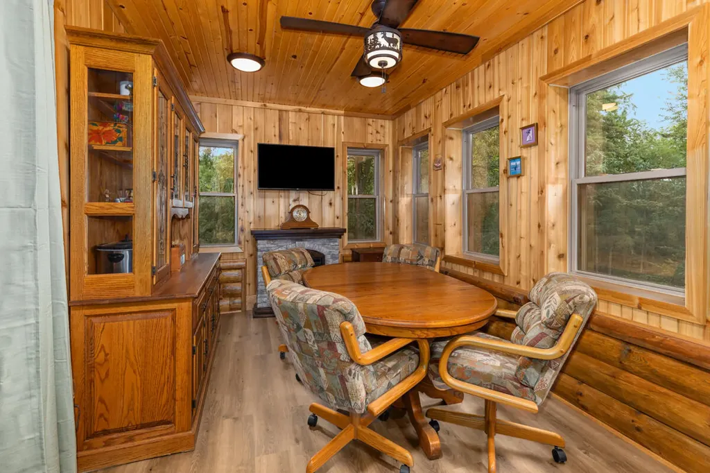 781 Hopkins Road Lyons Township MI 48851