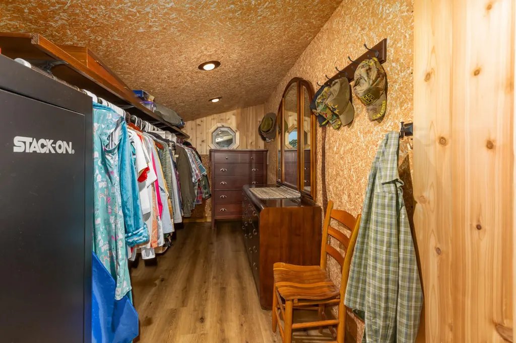 781 Hopkins Road Lyons Township MI 48851