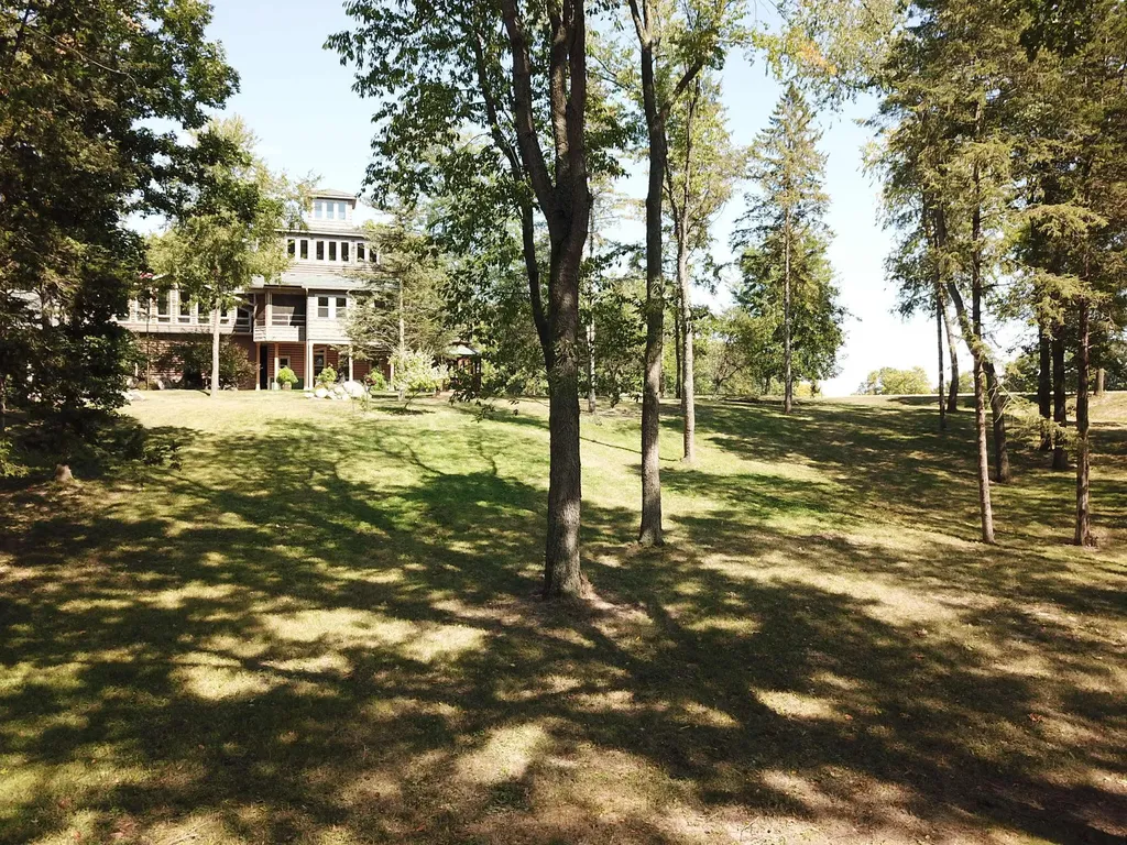 781 Hopkins Road Lyons Township MI 48851