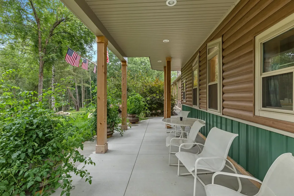 781 Hopkins Road Lyons Township MI 48851