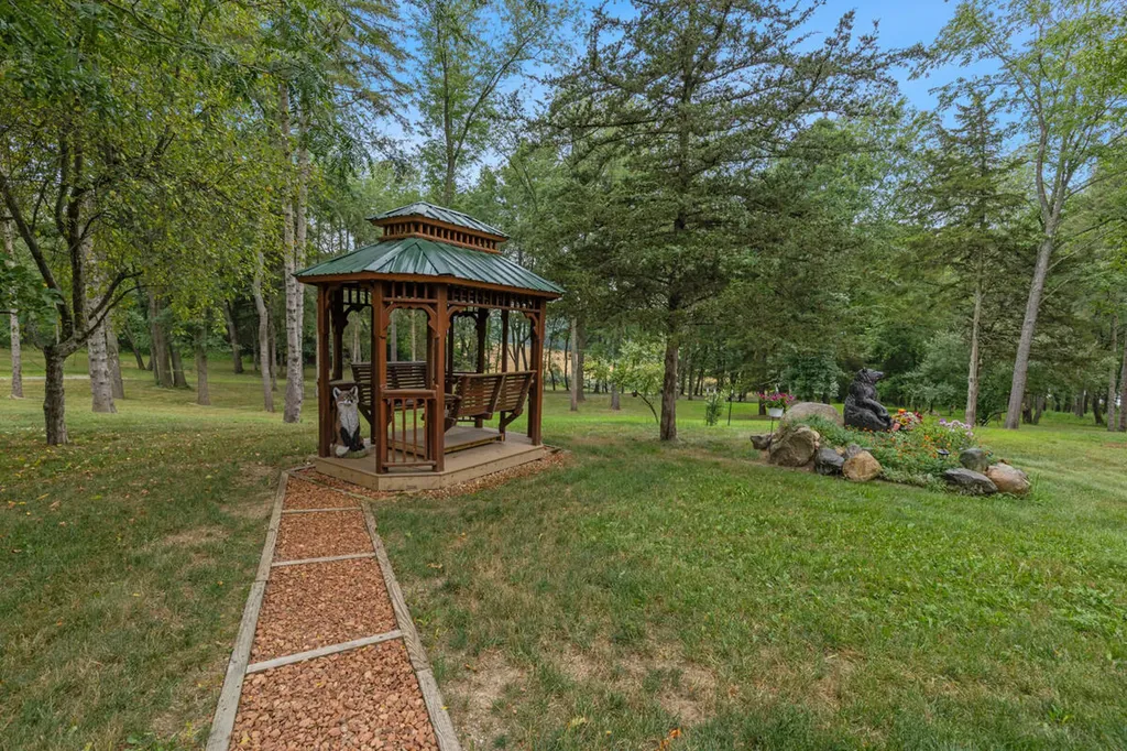 781 Hopkins Road Lyons Township MI 48851