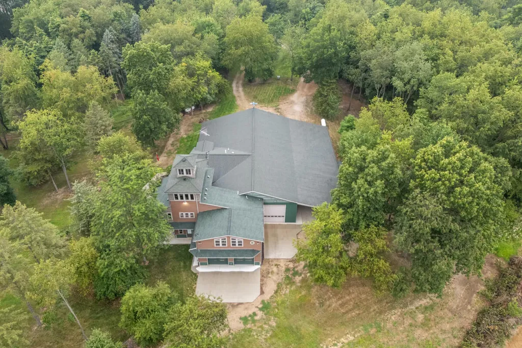 781 Hopkins Road Lyons Township MI 48851