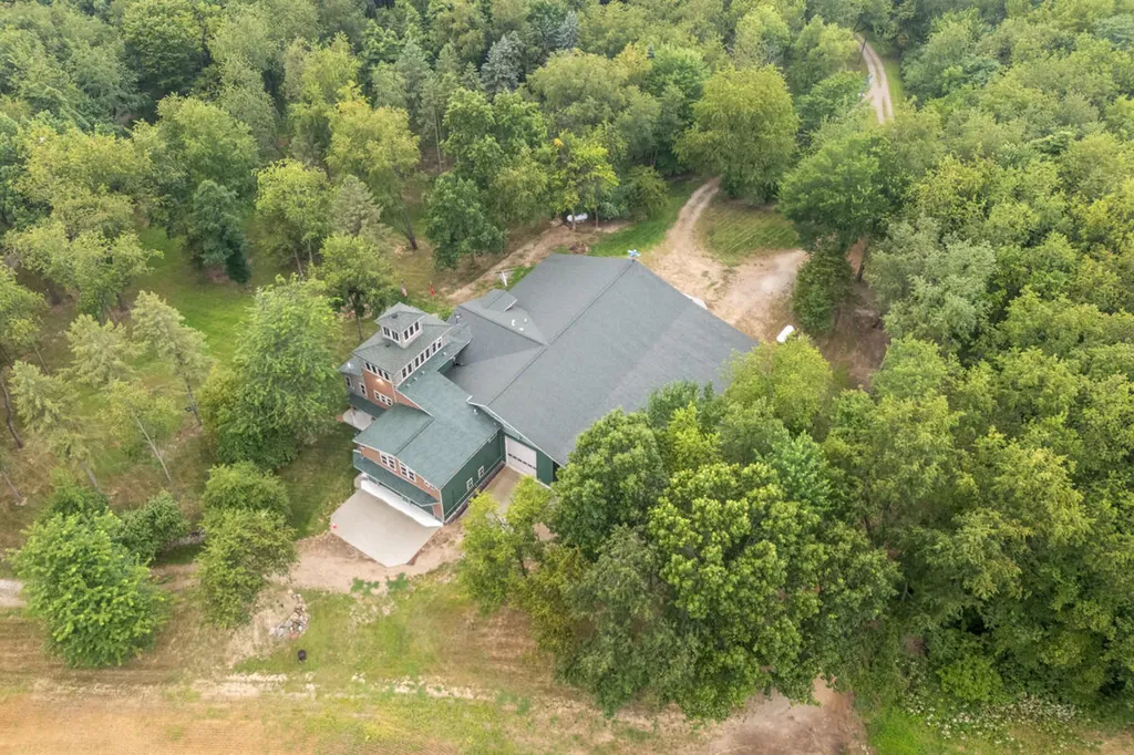781 Hopkins Road Lyons Township MI 48851