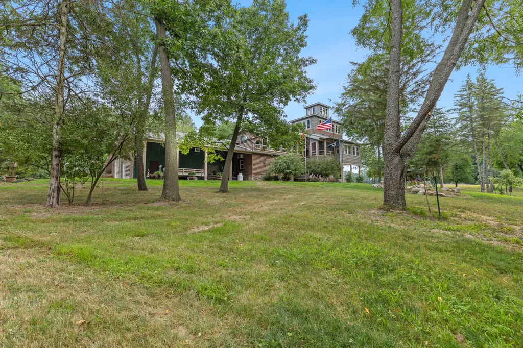 781 Hopkins Road Lyons Township MI 48851