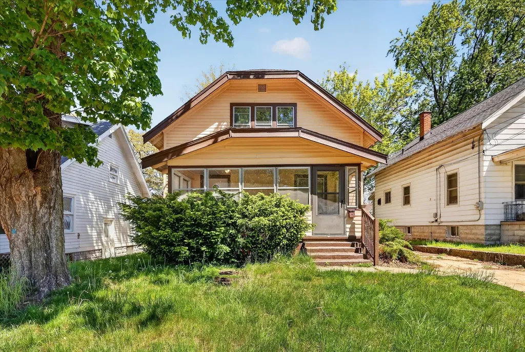 335 Dickinson Street SW Grand Rapids City MI 49507