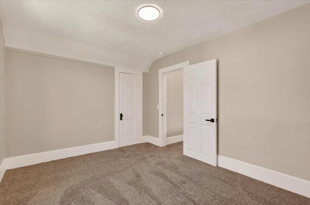 335 Dickinson Street SW Grand Rapids City MI 49507