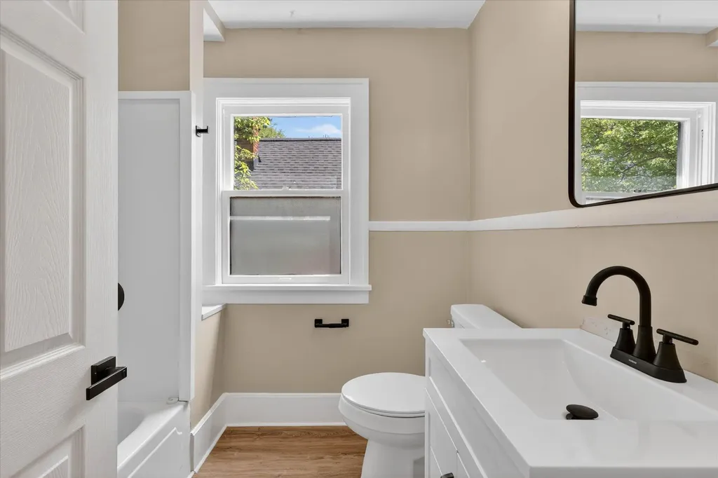 335 Dickinson Street SW Grand Rapids City MI 49507
