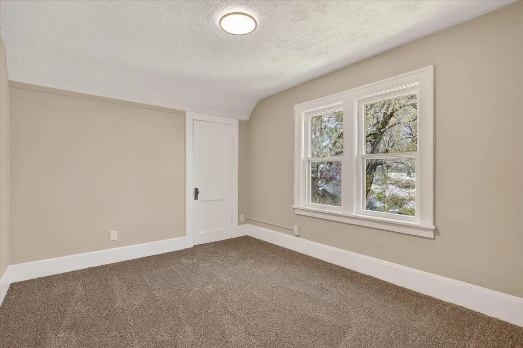 335 Dickinson Street SW Grand Rapids City MI 49507