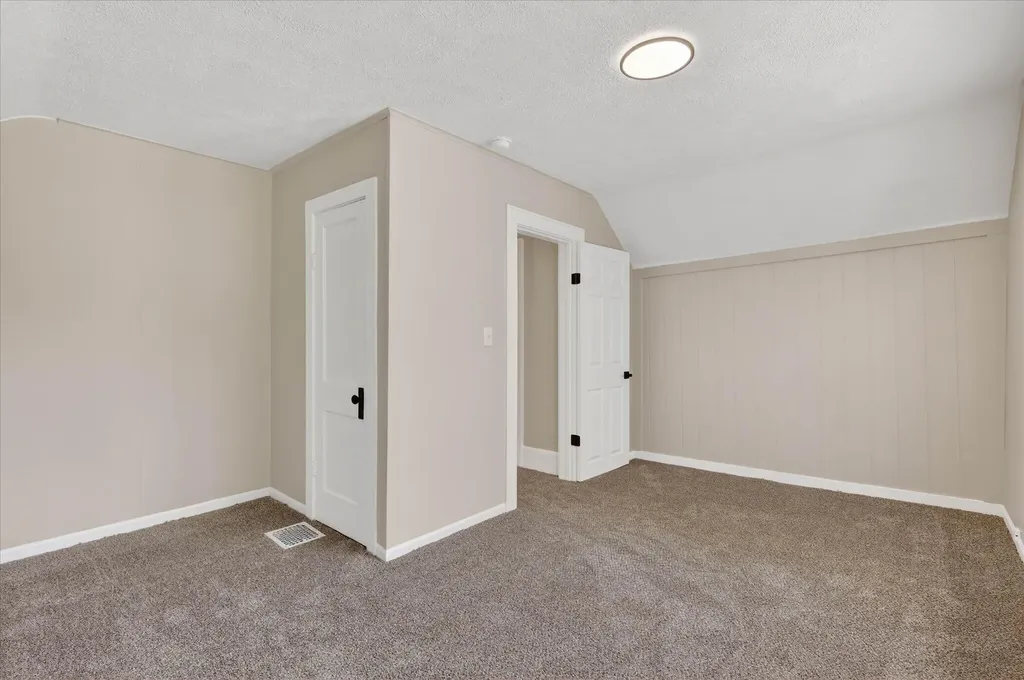 335 Dickinson Street SW Grand Rapids City MI 49507
