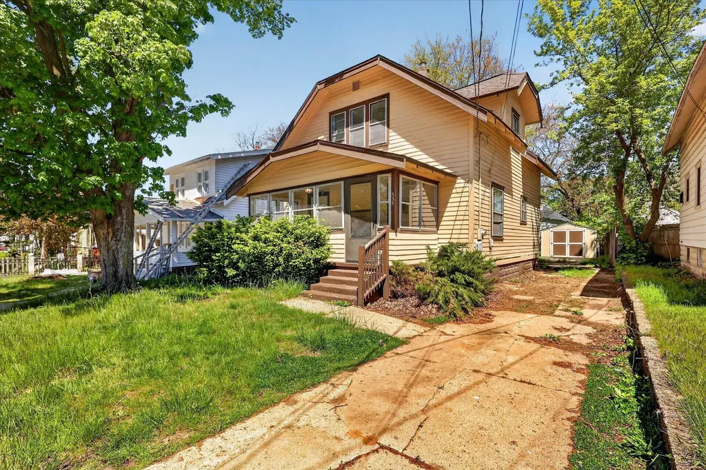 335 Dickinson Street SW Grand Rapids City MI 49507