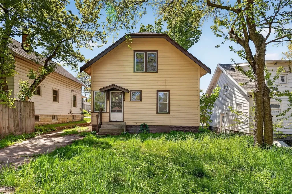 335 Dickinson Street SW Grand Rapids City MI 49507