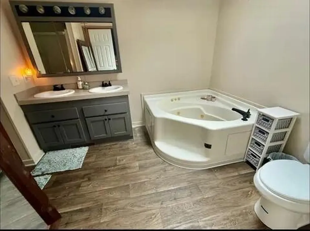 916 Wintergreen Drive Hastings City MI 49058
