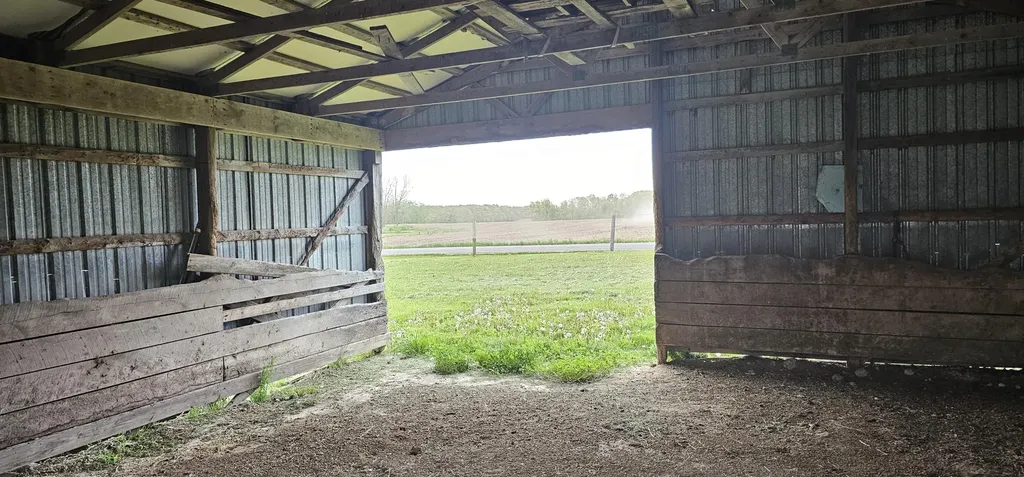 3815 Van Vleck Road Ronald Township MI 48834