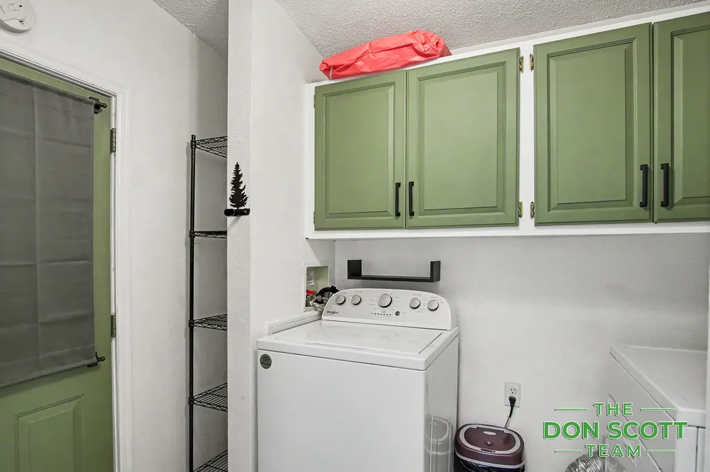 3605 Lo-al Drive Ravenna Village MI 49451