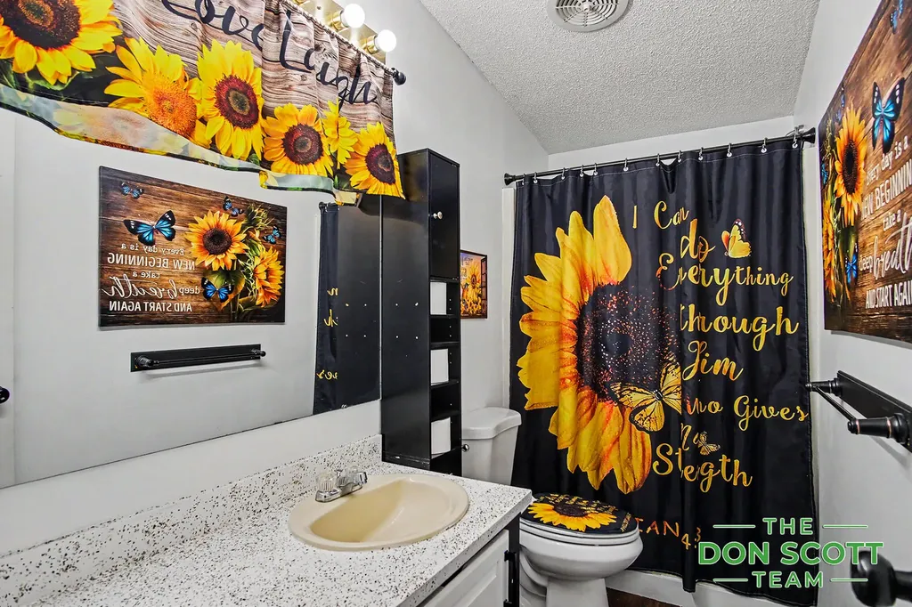 3605 Lo-al Drive Ravenna Village MI 49451