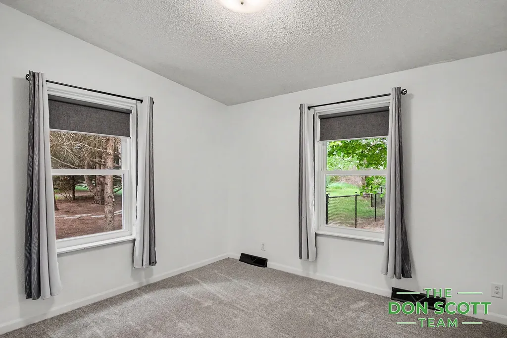 3605 Lo-al Drive Ravenna Village MI 49451