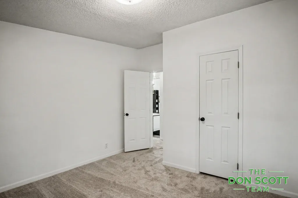 3605 Lo-al Drive Ravenna Village MI 49451