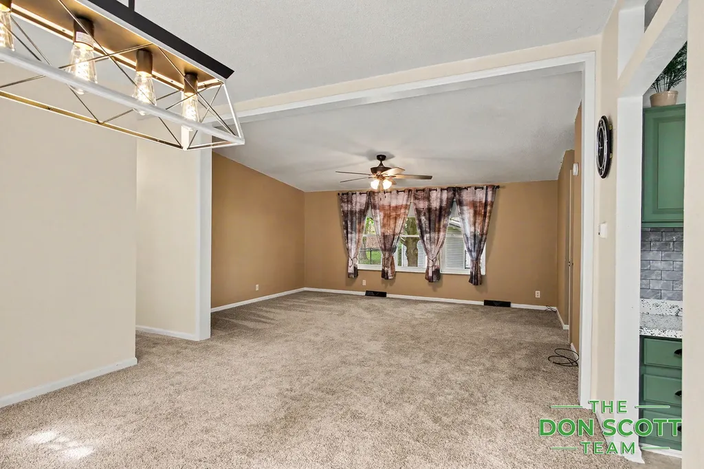 3605 Lo-al Drive Ravenna Village MI 49451