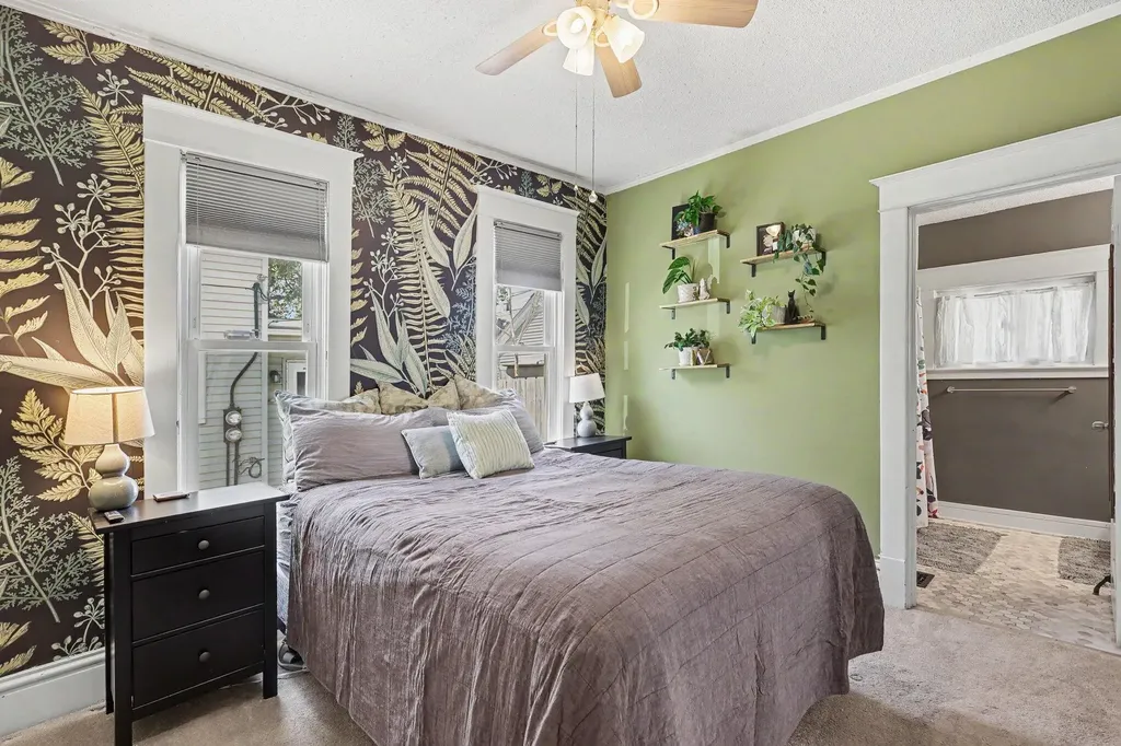 749 Lockwood Street NE Grand Rapids City MI 49503