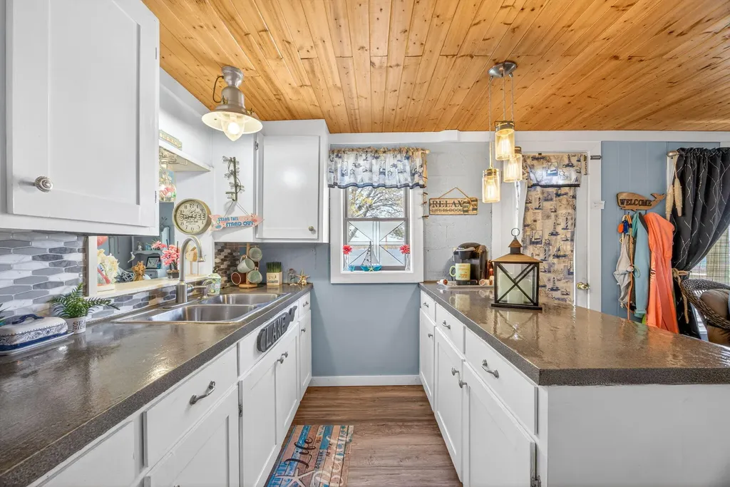 19380 E Chippewa Drive Chippewa Township MI 49342