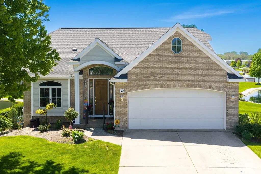 34 Regal Court Zeeland City MI 49464