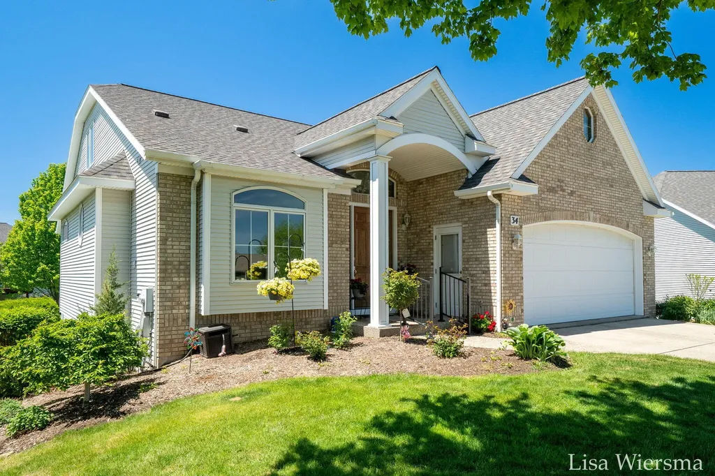 34 Regal Court Zeeland City MI 49464