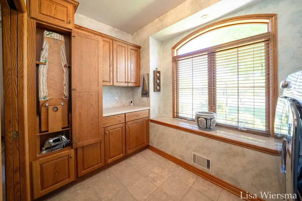 34 Regal Court Zeeland City MI 49464