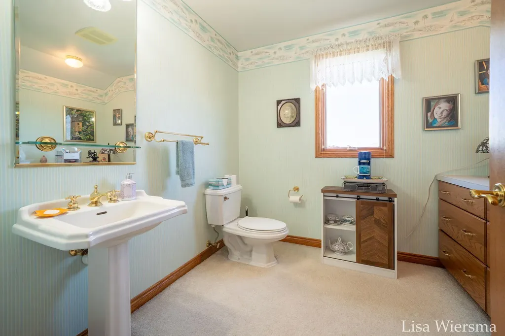 34 Regal Court Zeeland City MI 49464