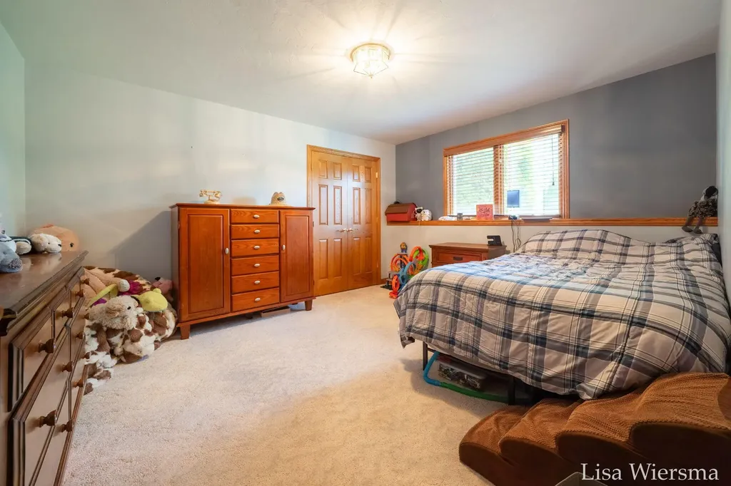 34 Regal Court Zeeland City MI 49464
