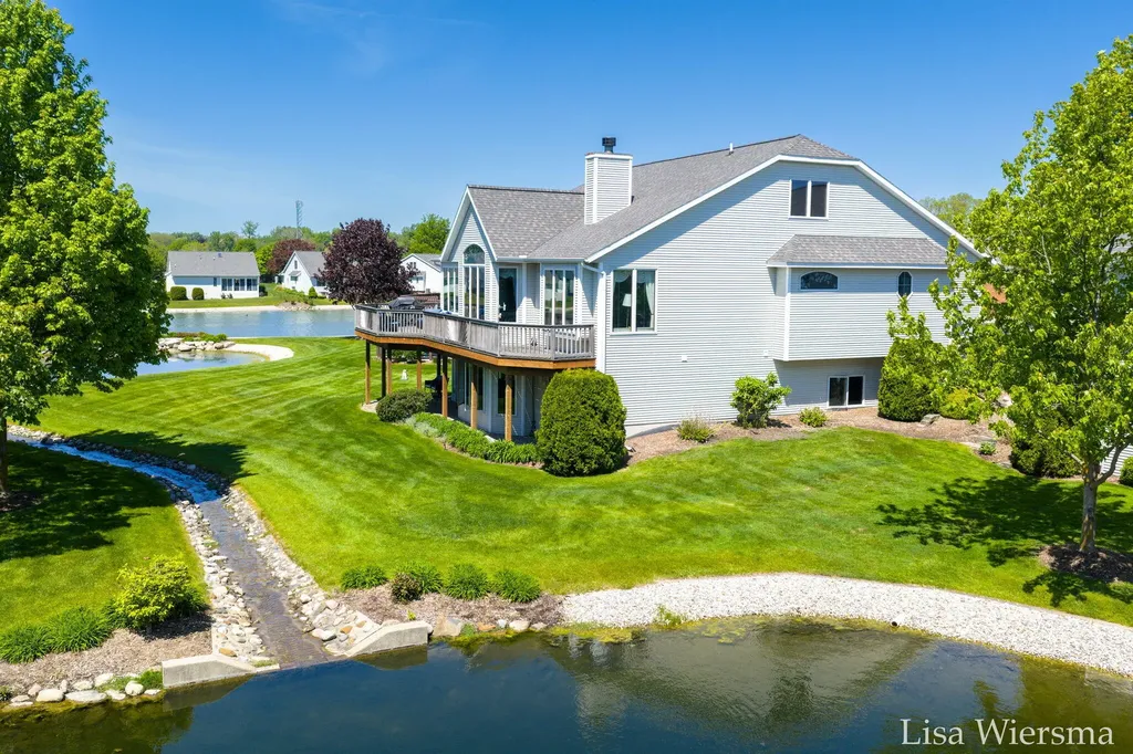 34 Regal Court Zeeland City MI 49464
